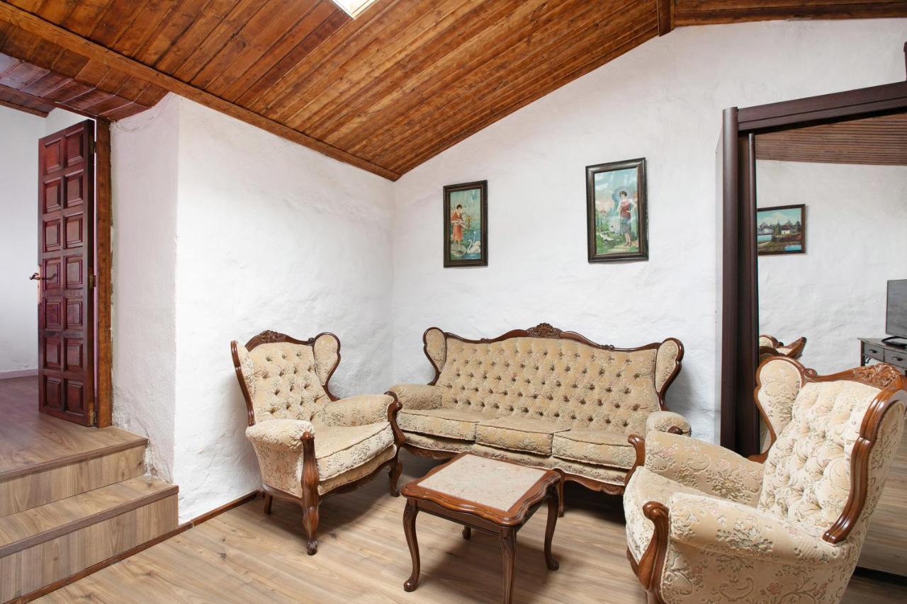 Holiday home El Cazador 1 *
